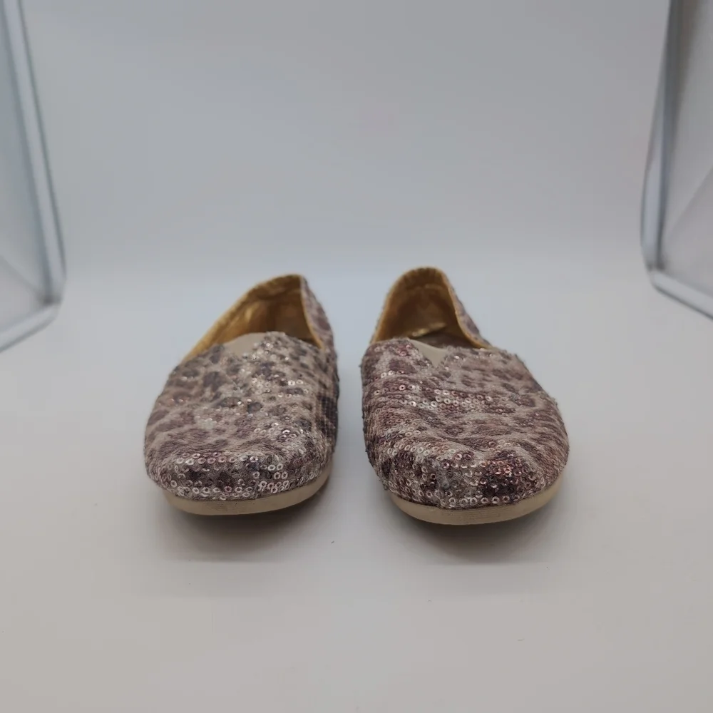 Tom's Sequins Leopard Loafers Sz 8.5